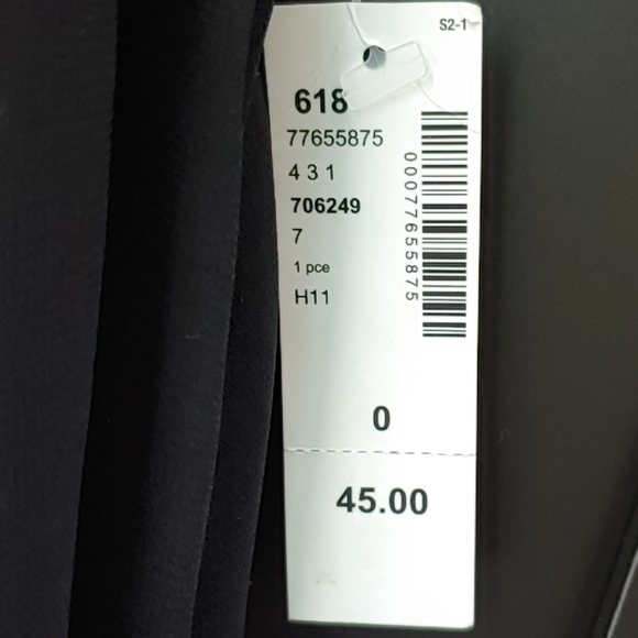 Smart Set Asymmetrical Skirt - Picture 4 of 5